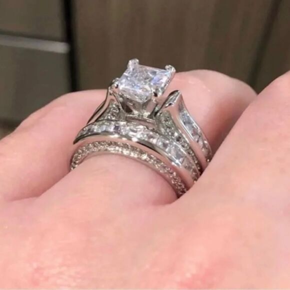 PRINCESS CUT  2CT  BRIDAL 2 PIECE WEDDING RING - Picture 2 of 3